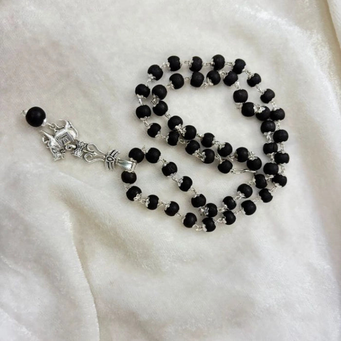 Karungali Mala with Nandi Pendant